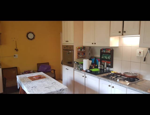4 BEDROOM HOUSE SOLD IN PRESTBURY